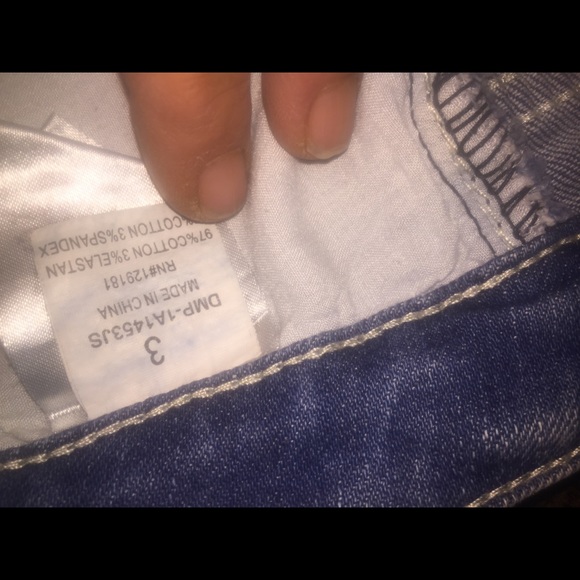 Distressed machine jeans - Picture 3 of 3